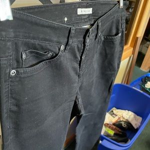 Jones New York Black sport petite denim pants size 8 petite